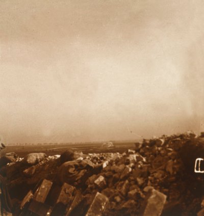 القصف ، c1914-c1918 بواسطة غير معروف