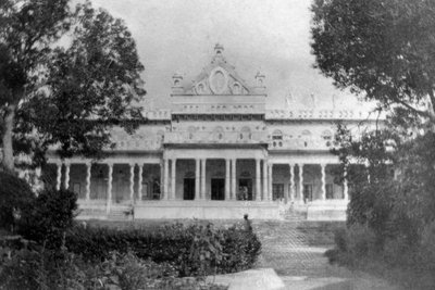 الحدائق النباتية ، بريندابا ، الهند ، 1917 بواسطة غير معروف