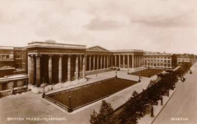المتحف البريطاني ، لندن ، c1920. بواسطة غير معروف