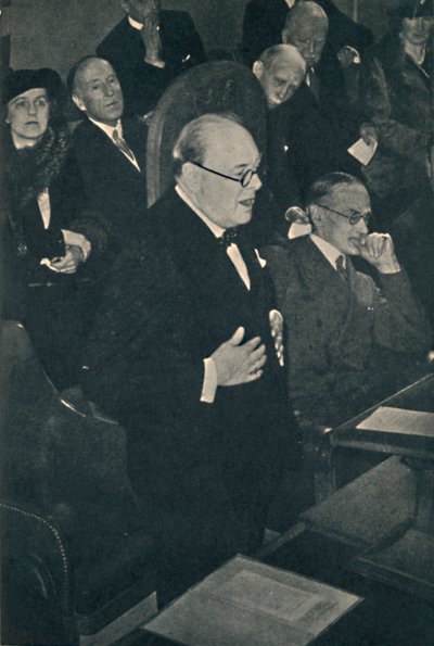 البث إلى الإمبراطورية وأمريكا ، c1945. بواسطة غير معروف