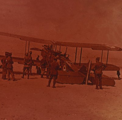 تحطم طائرة بريطانية ، c1914-c1918. بواسطة غير معروف
