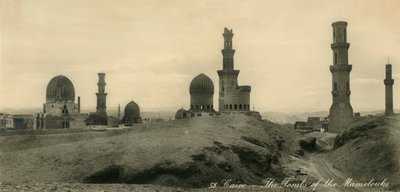 القاهرة - مقابر المماليك ، c1918-c1939. بواسطة غير معروف