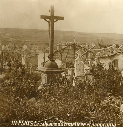 الجلجثة في مقبرة إسنيس ، شمال فرنسا ، c1914-c1918 بواسطة غير معروف