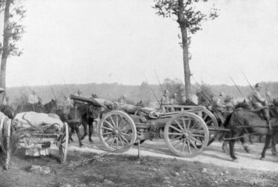 سلاح الفرسان والمدفعية للجيش العاشر الفرنسي ، Villers-Cotterets ، Aisne ، فرنسا ، 1918 بواسطة غير معروف