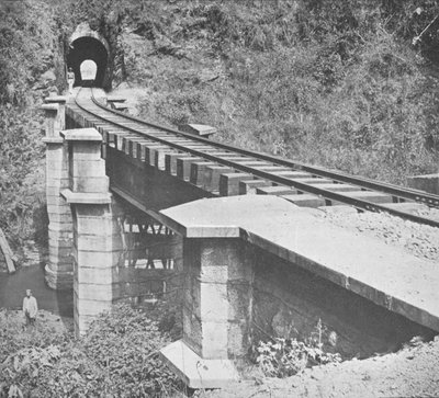 السكك الحديدية المركزية في البرازيل: نفق عبر Serra do MAr ، 1914 بواسطة غير معروف