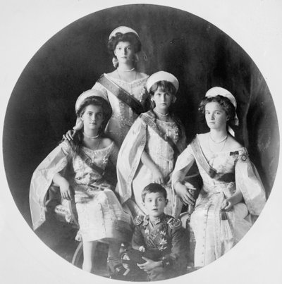 أبناء القيصر نيقولا الثاني من روسيا ، c1910-c1914 بواسطة غير معروف