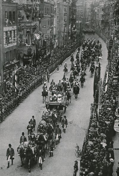 تتويج الملك جورج الخامس والملكة ماري ، لندن ، 1911. بواسطة غير معروف