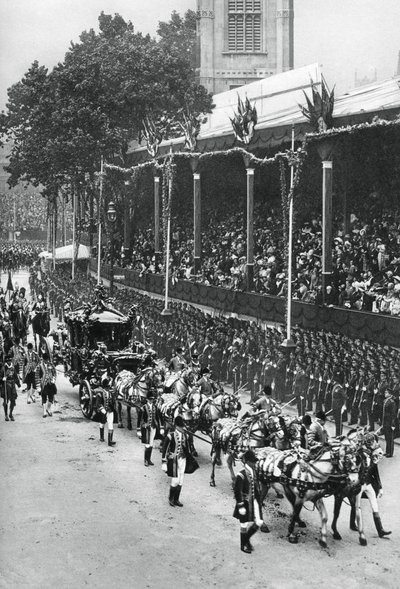 موكب التتويج لجورج الخامس والملكة ماري ، بالقرب من دير وستمنستر ، 22 يونيو 1911 ، 1937 بواسطة غير معروف