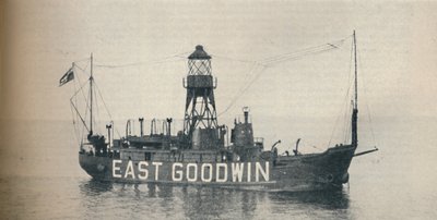 شرق جودوين منارة على بعد ميل ونصف شرق جودوين ساندز ، 1937 بواسطة غير معروف