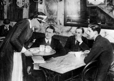 أحد عشر قهوة قهوة ، لندن ، 1926-1927 بواسطة غير معروف
