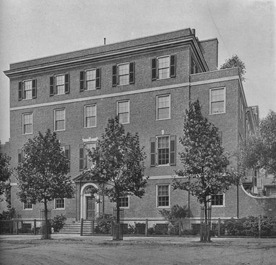 واجهة المدخل في شارع East 57th Street ، منزل السيدة WK Vanderbilt ، مدينة نيويورك ، 1924 بواسطة غير معروف