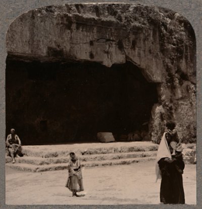 مدخل مقابر القضاة ، ج 1900 بواسطة غير معروف