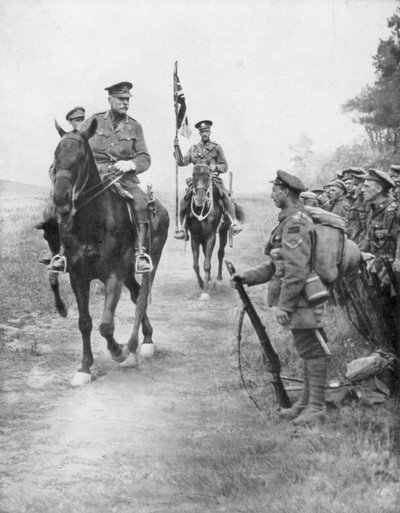 المشير دوغلاس هيغ يستعرض القوات الكندية ، دروكورت كوينت ، 31 أغسطس 1918 ، 1926 بواسطة غير معروف