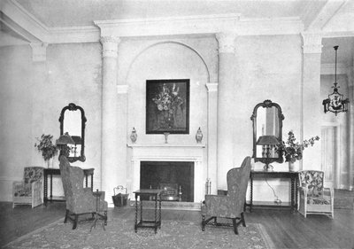 مدفأة في نهاية الصالة ، فندق Royal Bermudiana ، هاميلتون ، برمودا ، 1924 بواسطة غير معروف