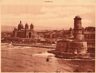 حصن سانت جان وكاتدرائية ، مرسيليا ، 1930. بواسطة غير معروف