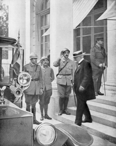 رئيس الوزراء الفرنسي جورج كليمنصو في فرساي ، فرنسا 3 يونيو 1918 بواسطة غير معروف