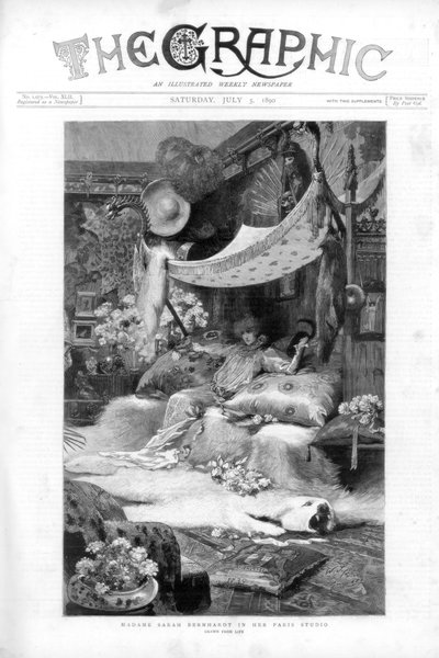 الممثلة الفرنسية سارة برنهاردت في استوديوها بباريس ، فرنسا ، 1890 بواسطة غير معروف