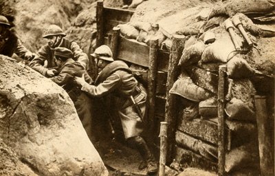 جنود فرنسيون يهاجمون خندقًا ألمانيًا ، الحرب العالمية الأولى ، 1914-1918 ، 1933. بواسطة غير معروف
