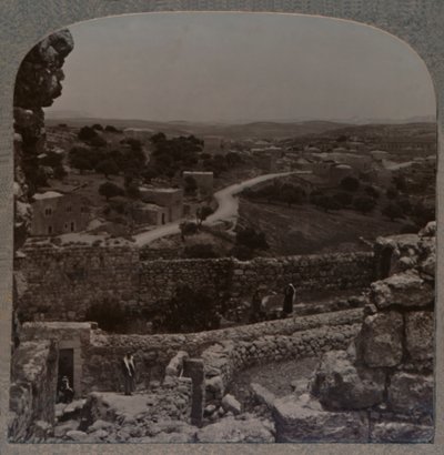 من الممر في منزل سيمونز إلى منزل لازاروس ، بيثاني ، c1900 بواسطة غير معروف