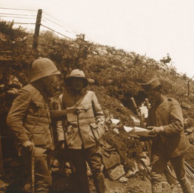 الخط الأمامي نحو المنستير ، صربيا ، c1916 بواسطة غير معروف