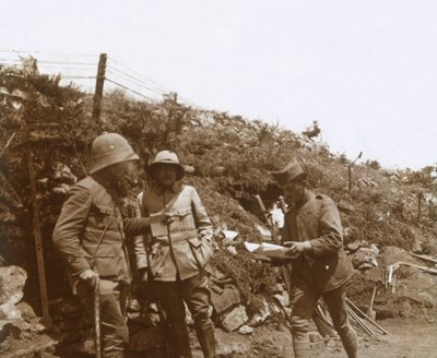 الخط الأمامي نحو المنستير ، صربيا ، c1916 بواسطة غير معروف
