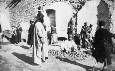 سوق الفاكهة ، بغداد ، العراق ، 1917-1919 بواسطة غير معروف
