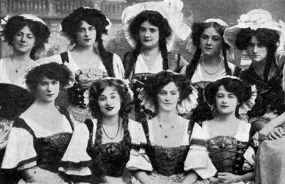 Gaiety Girls 1908 1951 بواسطة غير معروف