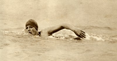 جيرترود إديرل ، أول امرأة تسبح في القناة ، 1926 ، 1935. بواسطة غير معروف