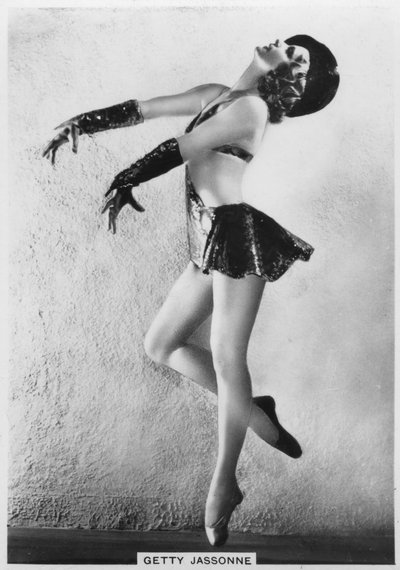 جيتي جاسون ، راقصة باليه فرنسية ، c1936-c1939 بواسطة غير معروف