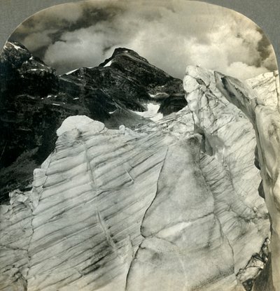 منظر جليدي في جبال روكي الكندية ... ، BC ، كندا ، 1903. بواسطة غير معروف