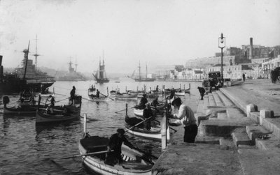 جراند هاربور ، مالطا ، 1937 بواسطة غير معروف