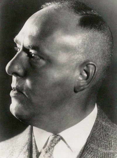 جريجور ستراسر 1892-1934 ، 1930. بواسطة غير معروف