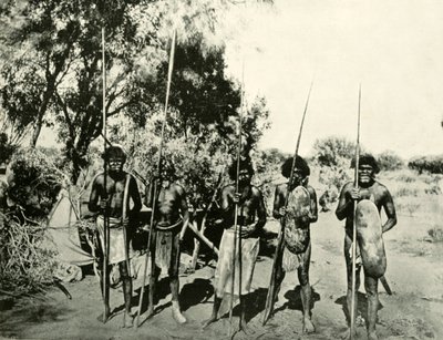 مجموعة رجال السكان الأصليين ، كوينزلاند ، أستراليا ، 1901. بواسطة غير معروف