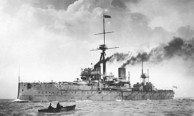 HMS Dreadnought (صورة b / w) بواسطة غير معروف