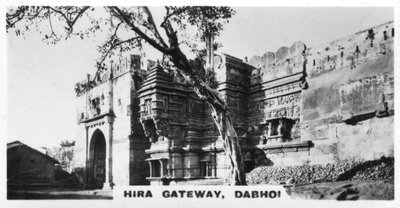 بوابة هيرا ، دابوي ، جوجارات ، الهند ، c1925 بواسطة غير معروف