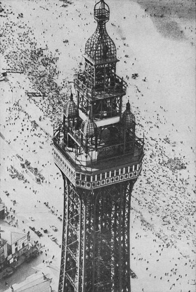 المصممين يذهبون ألوفت ، c1935 بواسطة غير معروف