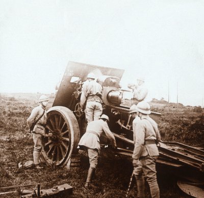 بطارية Howitzer ، c1914-c1918 بواسطة غير معروف