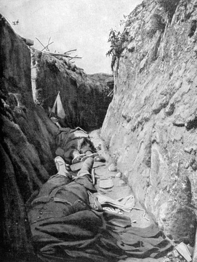 في أحد خنادق Quennevières ، معركة الشمبانيا ، 1915 بواسطة غير معروف