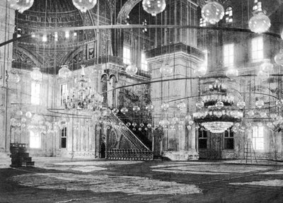 داخل مسجد محمد علي في قلعة صلاح الدين ، القاهرة ، مصر ، 1920s بواسطة غير معروف