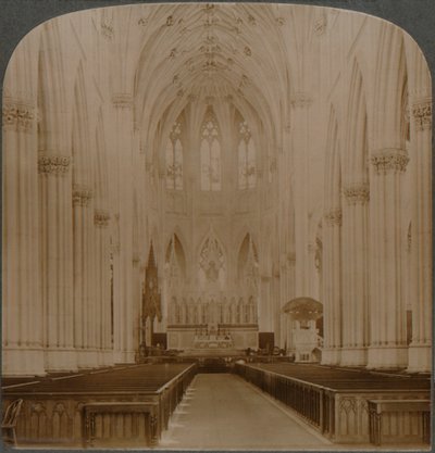 أفضل هيكل قوطي داخلي في الولايات المتحدة - كاتدرائية سانت باتريك ، نيويورك ، c1900 بواسطة غير معروف
