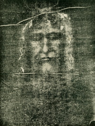 هي الصورة المرئية على الكفن المقدس صورة للمسيح ، 1902. بواسطة غير معروف