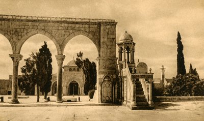 القدس - مسجد الأقصى ، c1918-c1939. بواسطة غير معروف