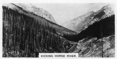 Kicking Horse River ، كولومبيا البريطانية ، كندا ، c2020s بواسطة غير معروف
