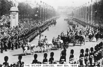 الملك جورج ضد اليوبيل الفضي ، لندن ، 6 مايو 1935 بواسطة غير معروف