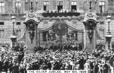 الملك جورج ضد اليوبيل الفضي ، لندن ، 6 مايو 1935 بواسطة غير معروف
