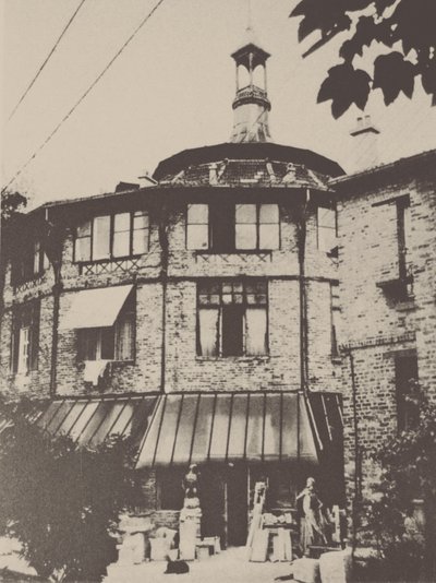 خلية النحل ، مونبارناس ، ج. 1918. بواسطة غير معروف