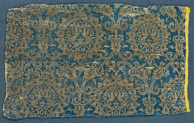 لامباس مع الأرانب في نمط ogival ، 1300s. بواسطة غير معروف