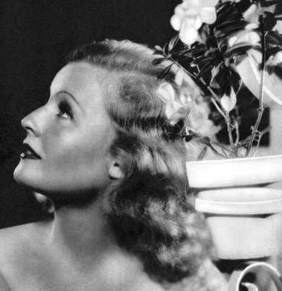 ليليان هارفي ، ممثلة ومغنية ألمانية بريطانية المولد ، 1934-1935 بواسطة غير معروف
