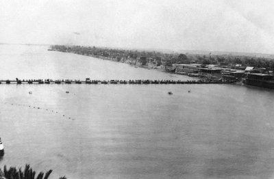 الجسر السفلي ، بغداد ، بلاد الرافدين ، الحرب العالمية الأولى ، 1918 بواسطة غير معروف