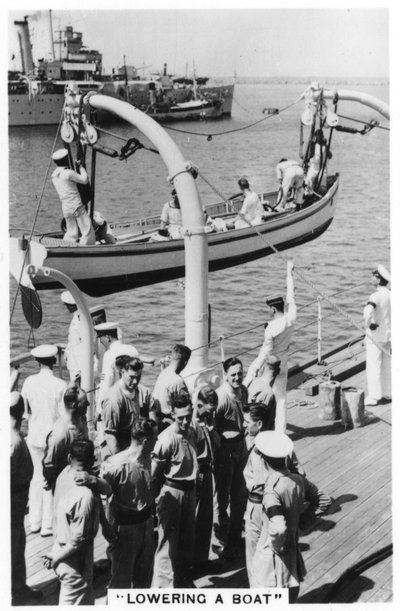 خفض قارب ، HMS Devonshire ، 1937 بواسطة غير معروف